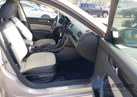 2014 Volkswagen Passat 1.8T Sport from USA, damaged, VIN 1VWBS7A31EC083686